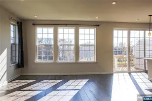 601 Charleston Dr 601, Jamesburg, NJ 08831 - Photo 9