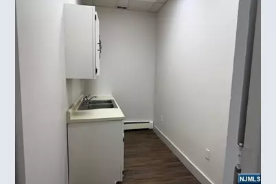 111 Charlotte Place 201 B #201 B, Englewood Cliffs, NJ 07632 - Photo 7