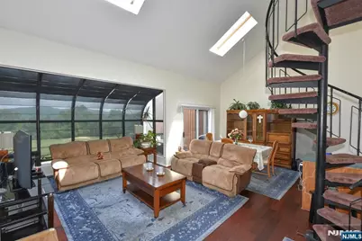 4 Acapulco Princess 8 #8, Vernon, NJ 07462 - Photo 3