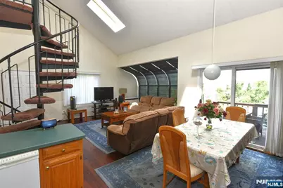 4 Acapulco Princess 8 #8, Vernon, NJ 07462 - Photo 5