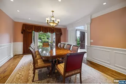 8 Church Court, Closter, NJ 07624 - Photo 7