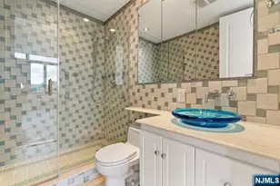 100 Carlyle Dr Phd-N, Cliffside Park, NJ 07010 - Photo 33