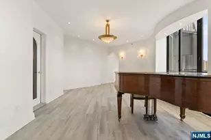 100 Carlyle Dr Phd-N, Cliffside Park, NJ 07010 - Photo 11