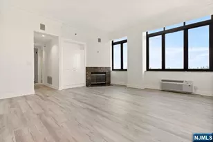 100 Carlyle Dr Phd-N, Cliffside Park, NJ 07010 - Photo 23