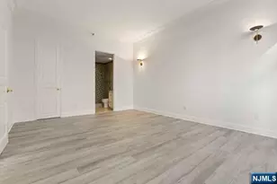 100 Carlyle Dr Phd-N, Cliffside Park, NJ 07010 - Photo 29