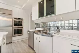 100 Carlyle Dr Phd-N, Cliffside Park, NJ 07010 - Photo 13