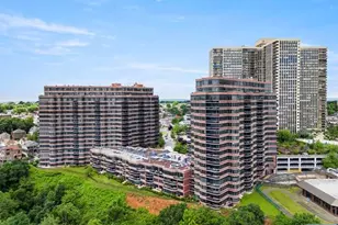 100 Carlyle Dr Phd-N, Cliffside Park, NJ 07010 - Photo 3