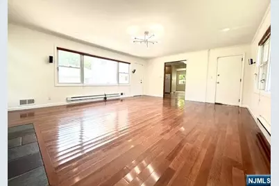 920 E Lawn Drive, Teaneck Township, NJ 07666 - Photo 7