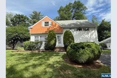 920 E Lawn Drive, Teaneck Township, NJ 07666 - Photo 1