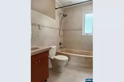 920 E Lawn Drive, Teaneck Township, NJ 07666 - Photo 11