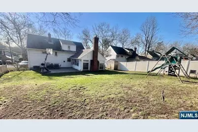 920 E Lawn Drive, Teaneck Township, NJ 07666 - Photo 17