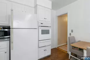 201 Oakdene Pl D1, Cliffside Park, NJ 07010 - Photo 9