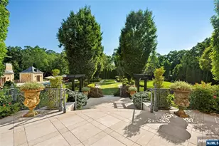 31 Rio Vista Dr, Alpine, NJ 07620 - Photo 31