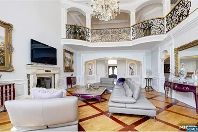 2 Euclid Road, Fort Lee, NJ 07024 - Photo 11