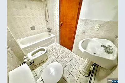 126 Garden Avenue, Belleville, NJ 07109 - Photo 11