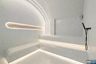 65 McWhorter Street 711, Newark, NJ 07105 - Photo 5