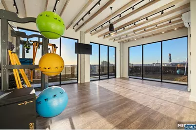 65 McWhorter Street 711 #711, Newark, NJ 07105 - Photo 7