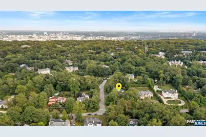 1 Hemlock Drive, Cresskill, NJ 07626 - Photo 29