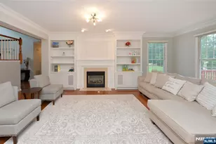 1 Woods Edge Rd, Old Tappan, NJ 07675 - Photo 7