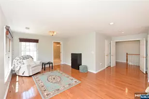 1 Woods Edge Rd, Old Tappan, NJ 07675 - Photo 17