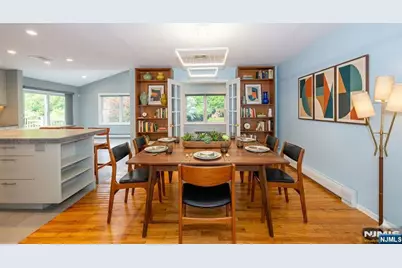 11 Michael Street, Woodcliff Lake, NJ 07677 - Photo 5