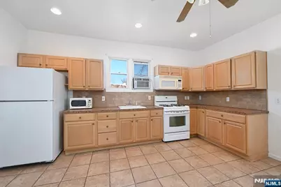 80 Heckel Street, Belleville, NJ 07109 - Photo 21