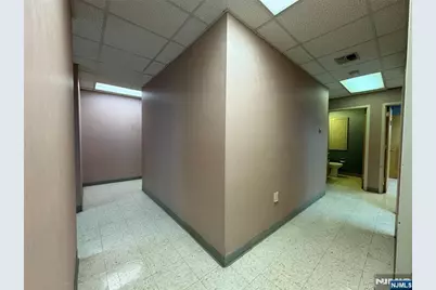 179 Lafayette Avenue, Hawthorne, NJ 07506 - Photo 19