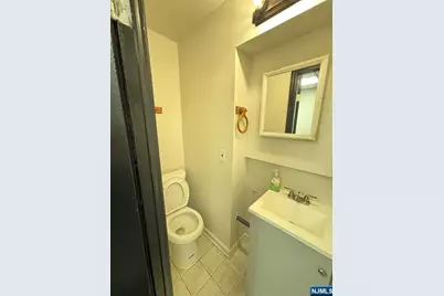 117 State, Hackensack, NJ 07601 - Photo 5