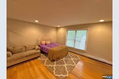 585 Bloomfield Avenue, Nutley, NJ 07110 - Photo 15