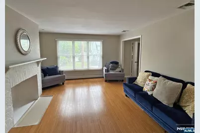 585 Bloomfield Avenue, Nutley, NJ 07110 - Photo 3