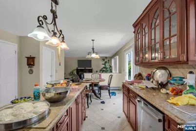 394 James Woods Court, New Milford, NJ 07646 - Photo 21