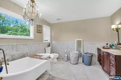 394 James Woods Court, New Milford, NJ 07646 - Photo 31