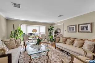 394 James Woods Ct, New Milford, NJ 07646 - Photo 9