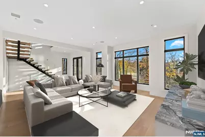 61 Edgewater Road, Cliffside Park, NJ 07010 - Photo 13