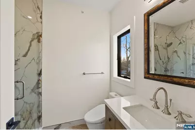 61 Edgewater Road, Cliffside Park, NJ 07010 - Photo 39