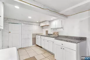 29 Dover St, Paterson, NJ 07501 - Photo 23