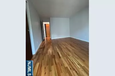 148 Undercliff Avenue 2 #2, Edgewater, NJ 07020 - Photo 11