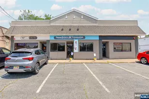 6-14 Elm 10, Oakland, NJ 07436 - Photo 1