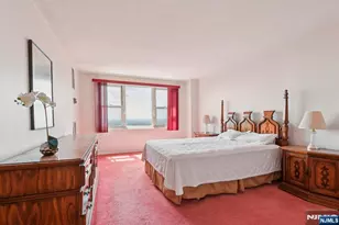 555 North Ave 25K, Fort Lee, NJ 07024 - Photo 19