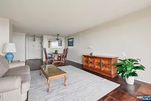 555 North Ave 25K, Fort Lee, NJ 07024 - Photo 1