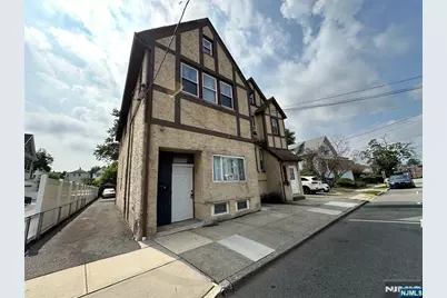 54 Stuyvesant Avenue, Lyndhurst Township, NJ 07071 - Photo 3