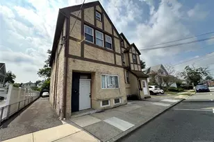 54 Stuyvesant Ave, Lyndhurst Township, NJ 07071 - Photo 3