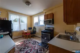 17 Laird Pl, Cliffside Park, NJ 07010 - Photo 15