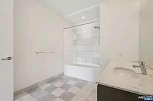 1 Executive Dr 205, Fort Lee, NJ 07024 - Photo 29