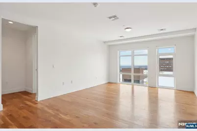 1 Executive Drive 514 #514, Fort Lee, NJ 07024 - Photo 9