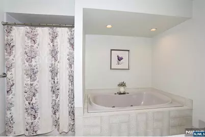 609 Glasmere Road 609 #609, Mahwah, NJ 07430 - Photo 25