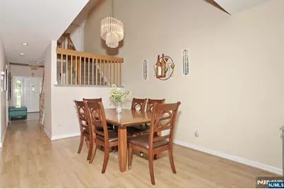 609 Glasmere Road 609 #609, Mahwah, NJ 07430 - Photo 11