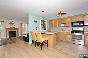 609 Glasmere Road 609, Mahwah, NJ 07430 - Photo 7