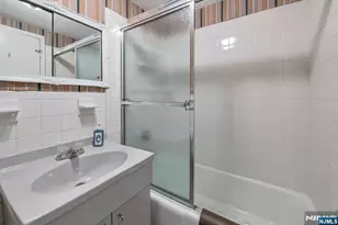 125 Prospect Ave Penthouse C, Hackensack, NJ 07601 - Photo 33