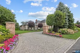 196 Vaccaro Dr, Cresskill, NJ 07626 - Photo 5